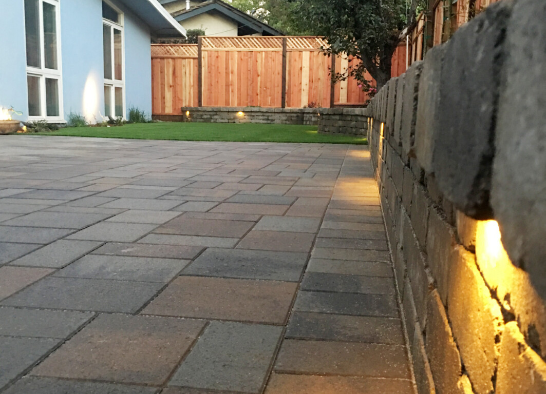 Concrete retaining wall with integrated patio lighting in Calexico, CA